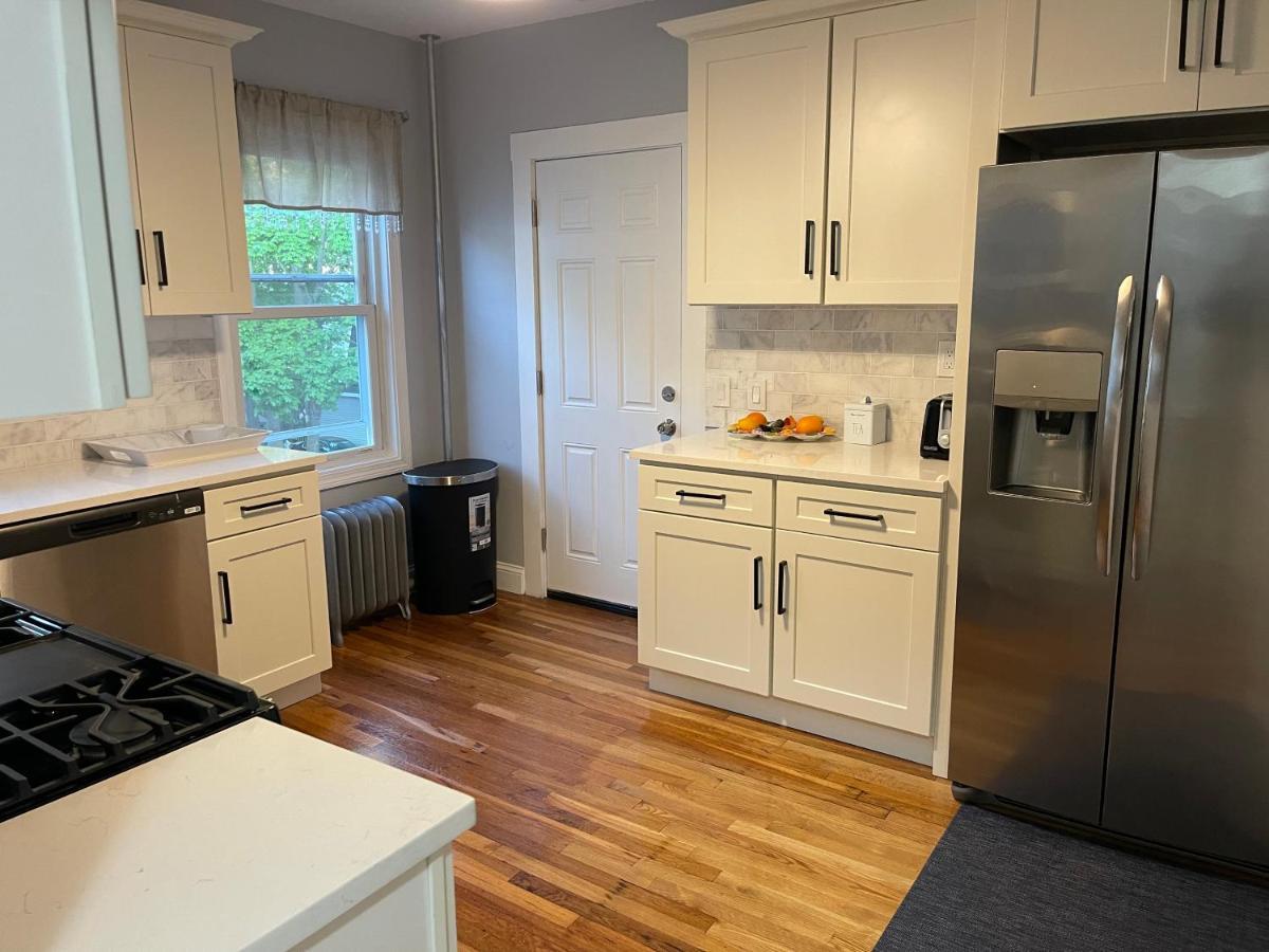 Boston Luxury Condo Style Rooms Luaran gambar